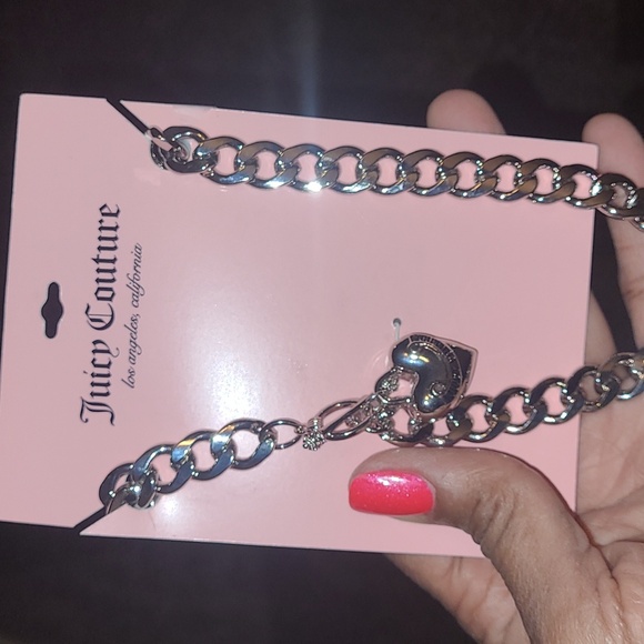 Juicy Couture Heart Pendant Necklace - Picture 4 of 8